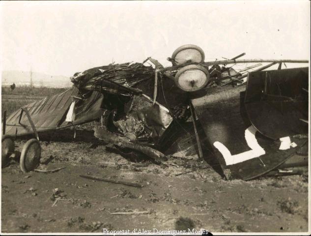 Accident d'avio Prat-Cal Monjo 03-01-1921, en van sortir vius el mecanic Garcia i el pilot Canudas